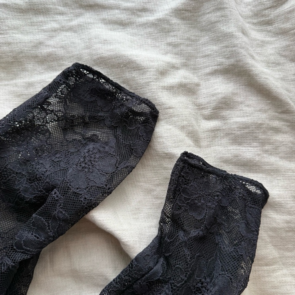 NWT Victoria’s Secret full body long sleeve black lace catsuit leotard one piece - Picture 5 of 6